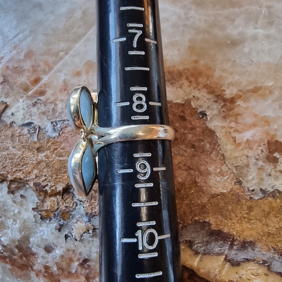 Sterling Silver Aquamarine Multi-Stone Ring - Picture 5 of 5